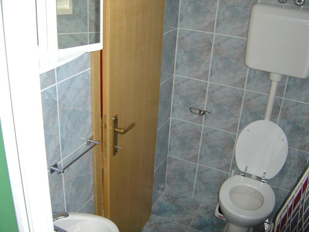 Apartments Kairos - Bili 9 Kaštela Kamer foto