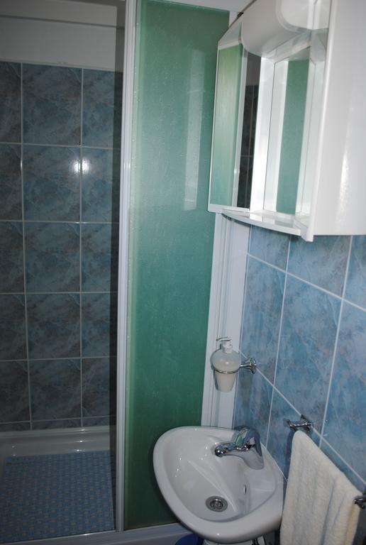 Apartments Kairos - Bili 9 Kaštela Kamer foto