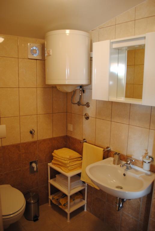 Apartments Kairos - Bili 9 Kaštela Kamer foto